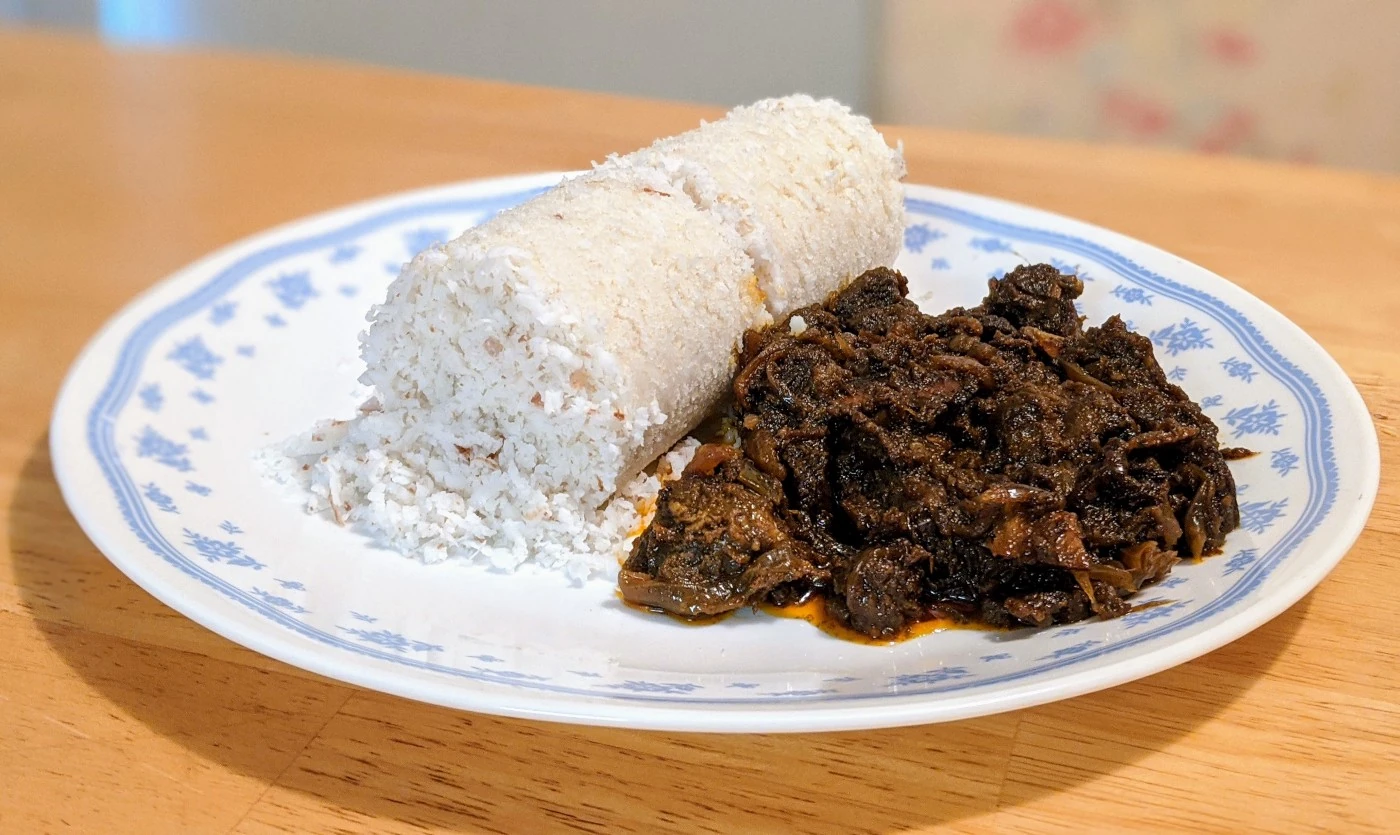 Puttu With Beef Fry